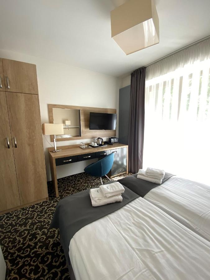 Osrodek Warszawianka Hotel Swinoujscie Ngoại thất bức ảnh