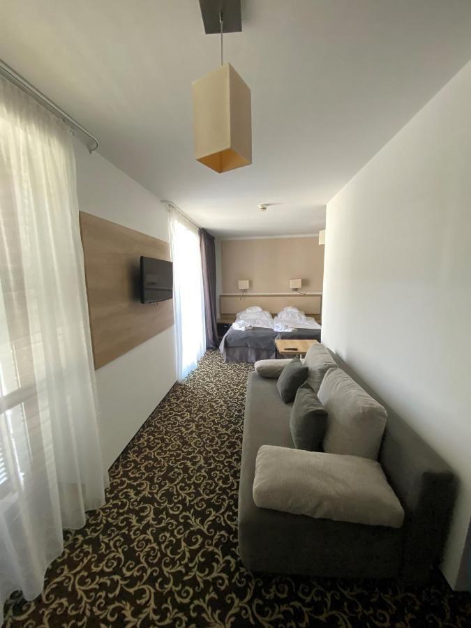 Osrodek Warszawianka Hotel Swinoujscie Ngoại thất bức ảnh