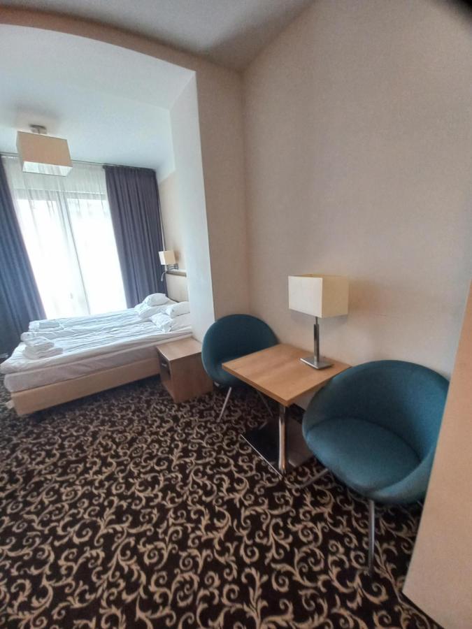 Osrodek Warszawianka Hotel Swinoujscie Ngoại thất bức ảnh