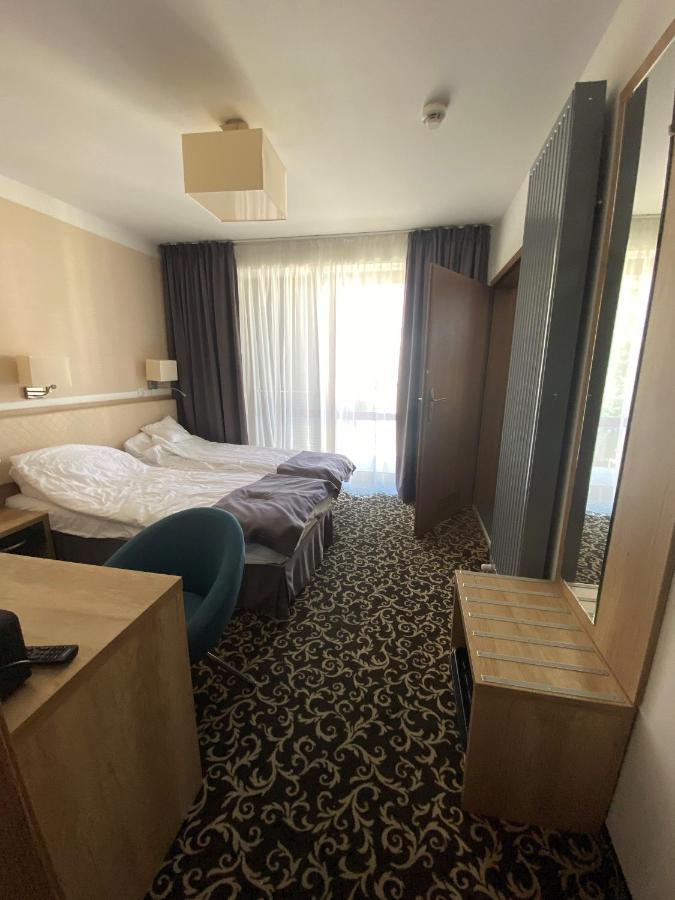 Osrodek Warszawianka Hotel Swinoujscie Ngoại thất bức ảnh